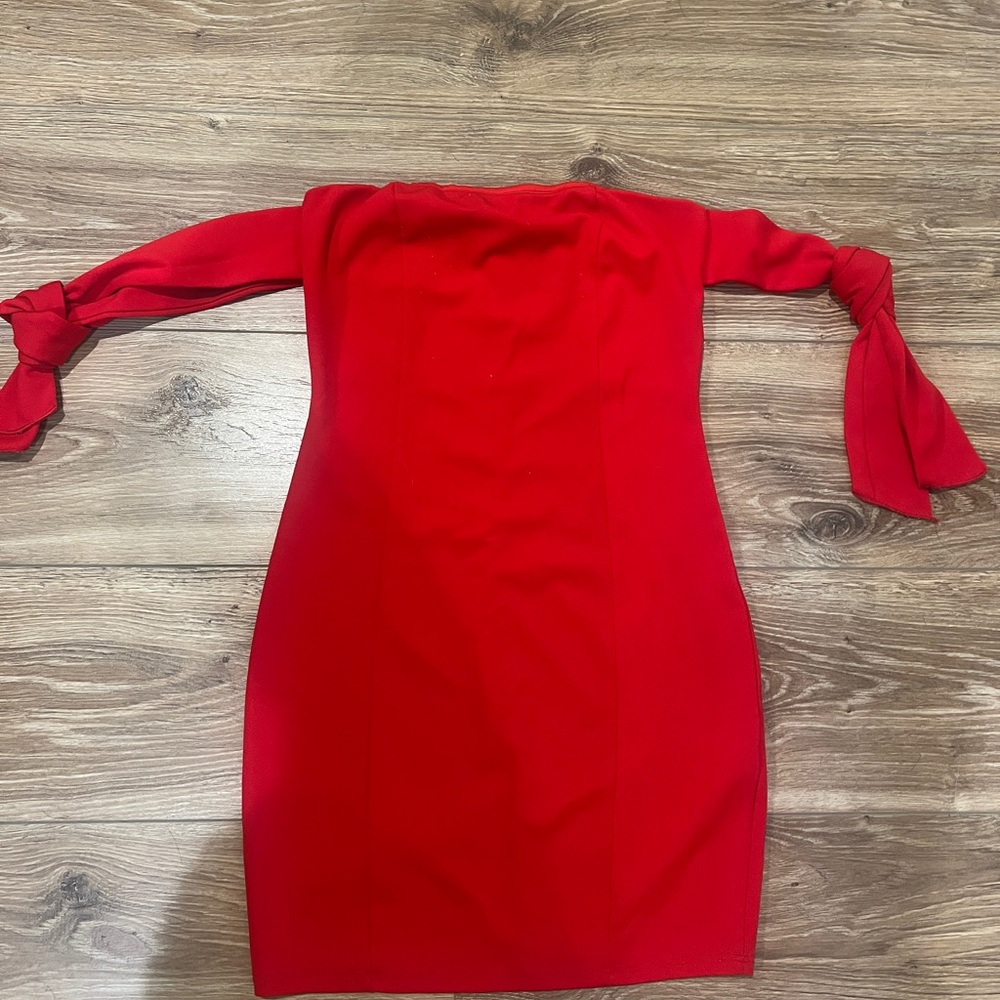 Blue Blush Red Off-Shoulder Bishop Sleeve Bodycon Dress